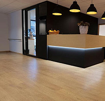 Forbo Allura Click Pro 60065CL5 honey elegant oak фото 3 | FLOORDEALER